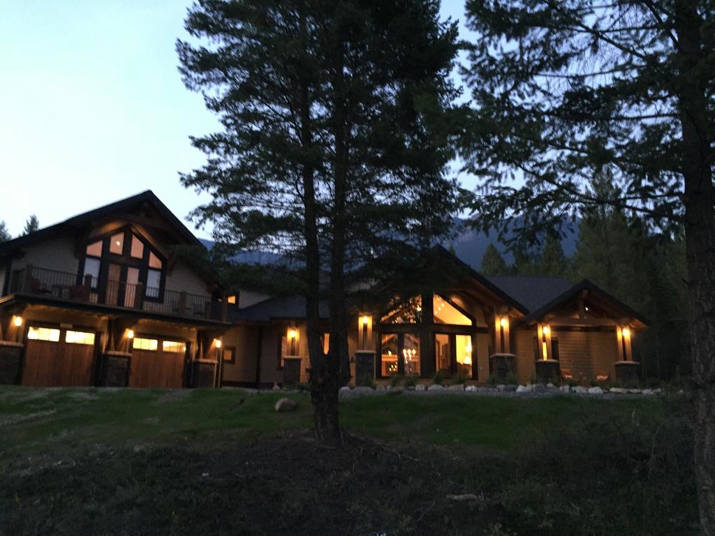 Radium Elk Park B & B Radium Hot Springs Exteriör bild